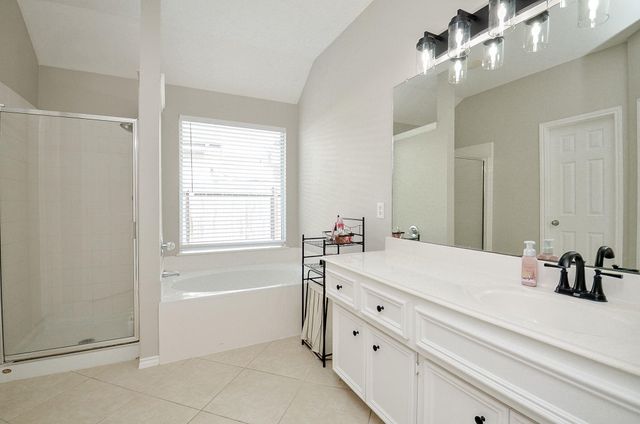 3831 Carters Lake Drive, Richmond, TX 77406