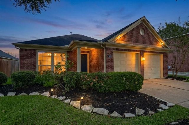 3831 Carters Lake Drive, Richmond, TX 77406
