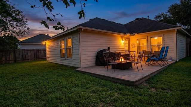 3831 Carters Lake Drive, Richmond, TX 77406