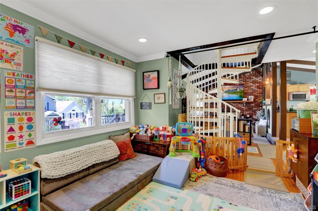 25 Zenith Road, Rocky Point, NY 11778