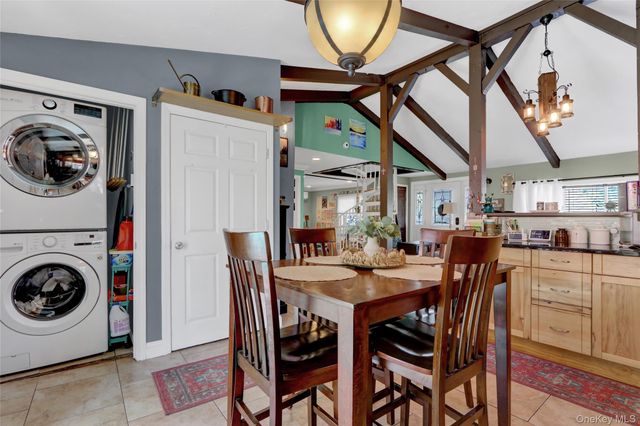 25 Zenith Road, Rocky Point, NY 11778