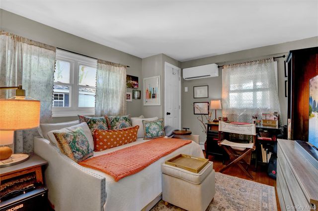 25 Zenith Road, Rocky Point, NY 11778