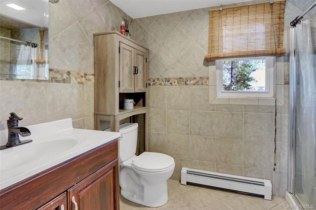 25 Zenith Road, Rocky Point, NY 11778