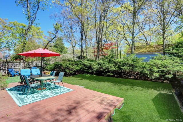 25 Zenith Road, Rocky Point, NY 11778