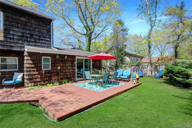 25 Zenith Road, Rocky Point, NY 11778