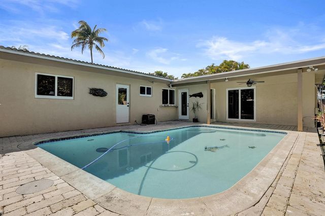1240 SW 4th Avenue, Pompano Beach, FL 33060