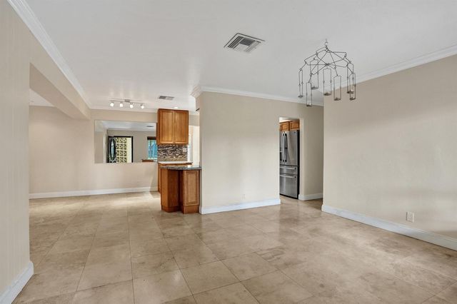 1240 SW 4th Avenue, Pompano Beach, FL 33060
