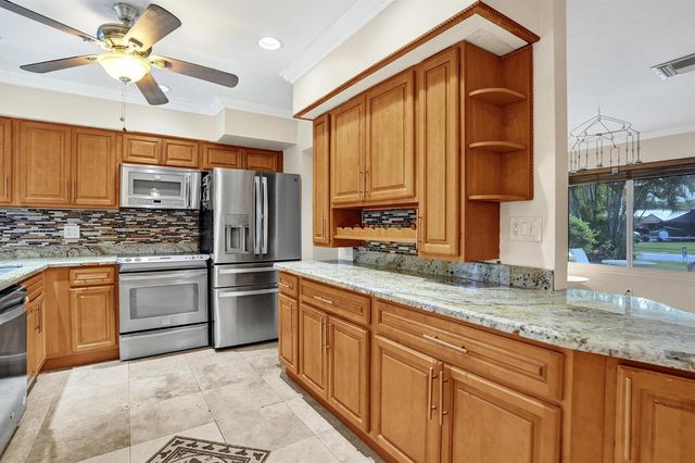 1240 SW 4th Avenue, Pompano Beach, FL 33060