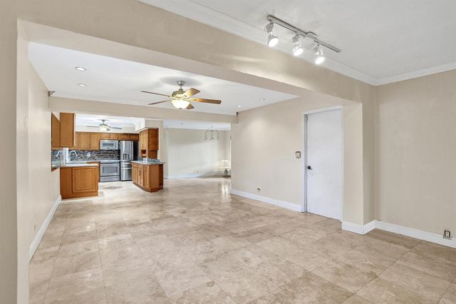 1240 SW 4th Avenue, Pompano Beach, FL 33060