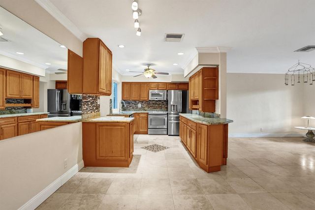 1240 SW 4th Avenue, Pompano Beach, FL 33060
