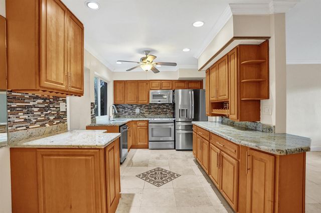 1240 SW 4th Avenue, Pompano Beach, FL 33060