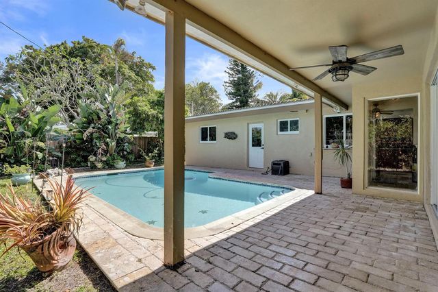 1240 SW 4th Avenue, Pompano Beach, FL 33060