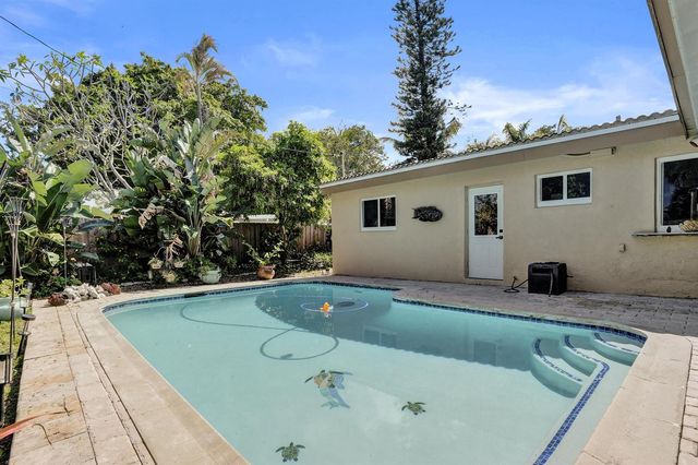 1240 SW 4th Avenue, Pompano Beach, FL 33060