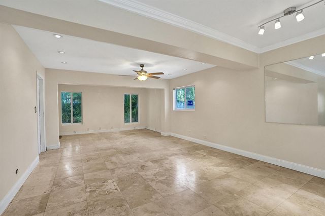 1240 SW 4th Avenue, Pompano Beach, FL 33060