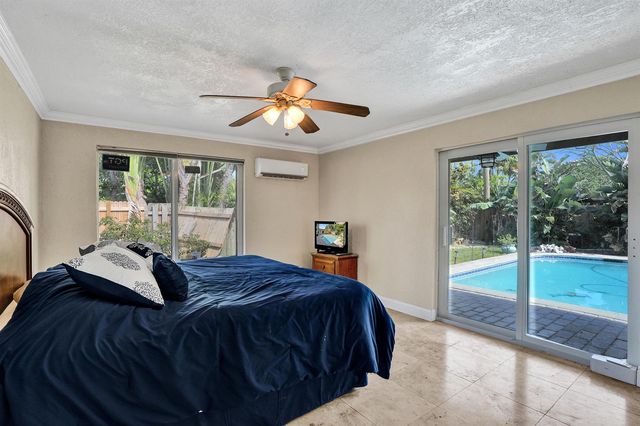 1240 SW 4th Avenue, Pompano Beach, FL 33060