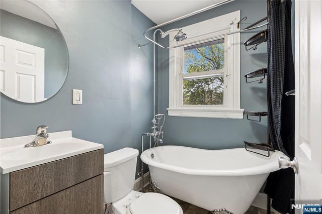 34 Linwood Avenue, Bogota, NJ 07603