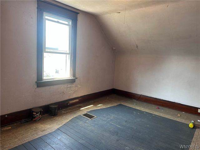 252 Roslyn Street, Buffalo, NY 14215