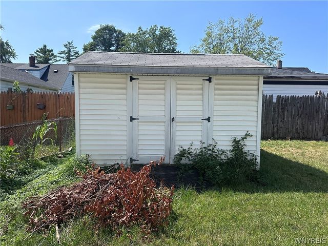 252 Roslyn Street, Buffalo, NY 14215