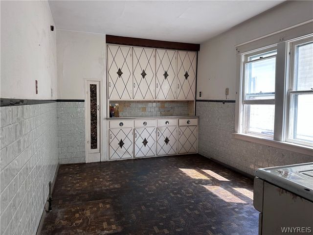252 Roslyn Street, Buffalo, NY 14215