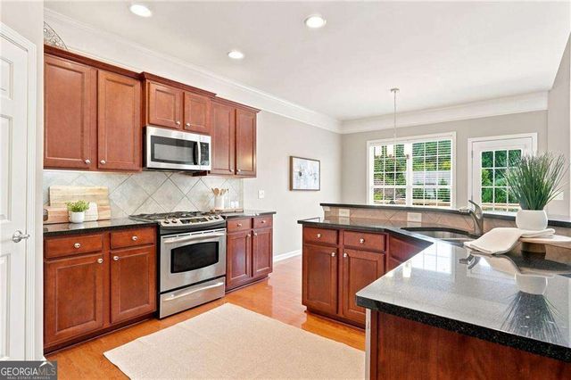 111 Brockdale Pass, Canton, GA 30115