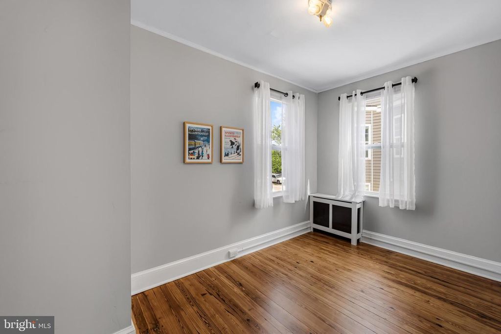 Image 25 of property listing at 5503 FAIR OAKS AVE, Baltimore, MD 21214