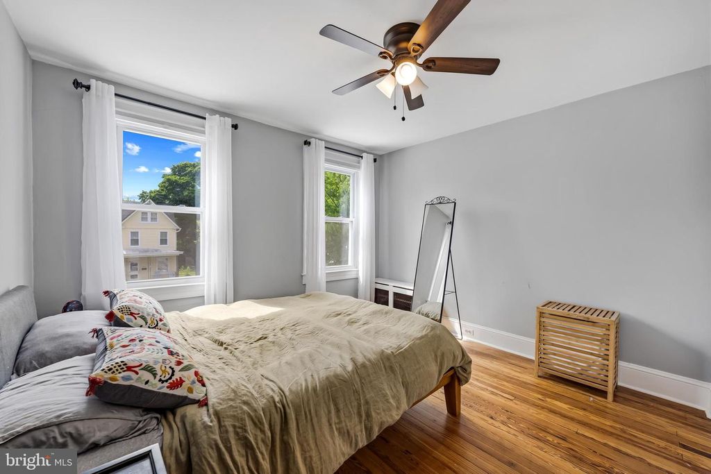 Image 27 of property listing at 5503 FAIR OAKS AVE, Baltimore, MD 21214