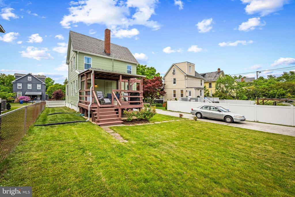 Image 38 of property listing at 5503 FAIR OAKS AVE, Baltimore, MD 21214