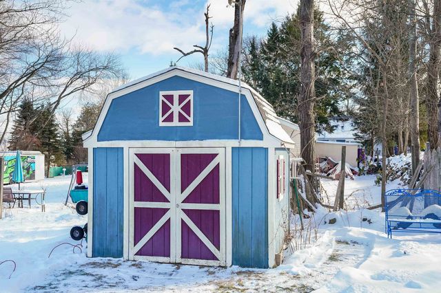 31 Libbey Street, Goffstown, NH 03102