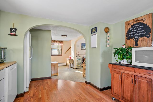 31 Libbey Street, Goffstown, NH 03102