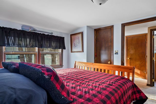 31 Libbey Street, Goffstown, NH 03102