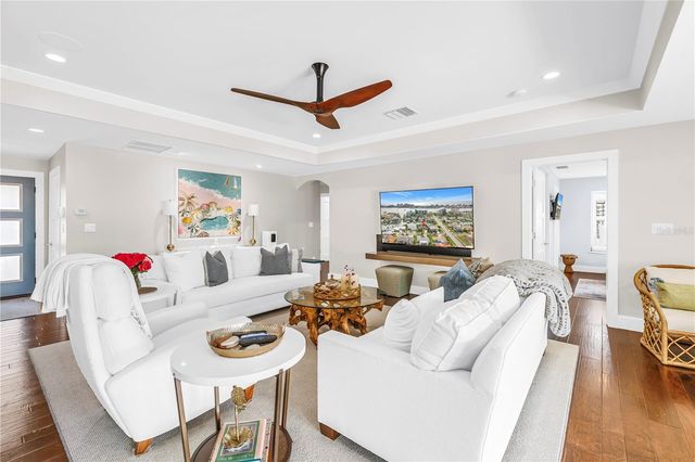 624 SNUG ISLAND, Clearwater, FL 33767