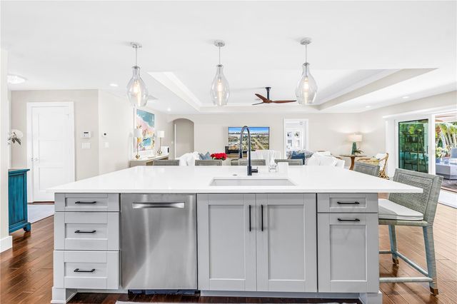 624 SNUG ISLAND, Clearwater, FL 33767