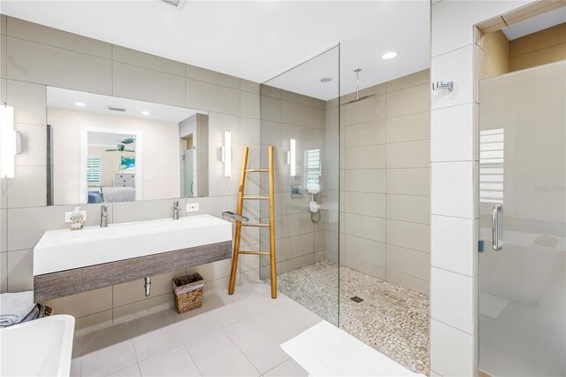 624 SNUG ISLAND, Clearwater, FL 33767