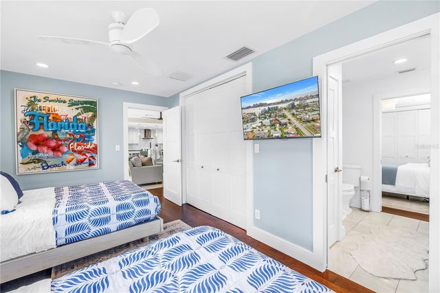 624 SNUG ISLAND, Clearwater, FL 33767