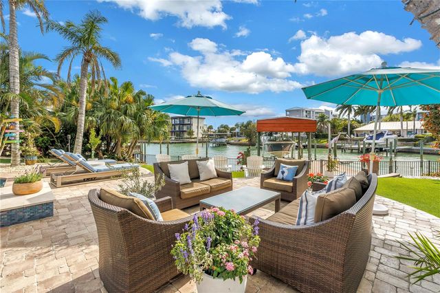 624 SNUG ISLAND, Clearwater, FL 33767