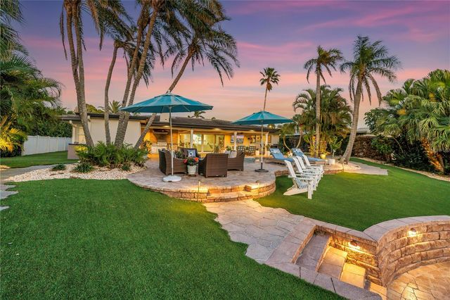 624 SNUG ISLAND, Clearwater, FL 33767