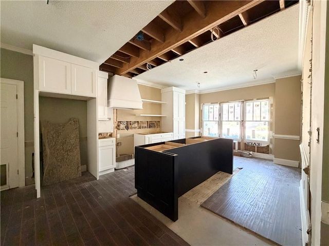 5271 Oglethorpe Court, Powder Springs, GA 30127