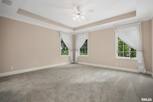 3909 W TALUS Court, Peoria, IL 61615