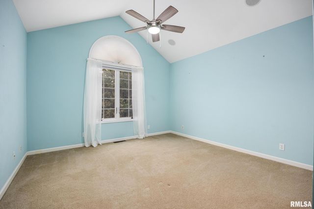 3909 W TALUS Court, Peoria, IL 61615
