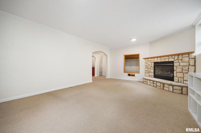 3909 W TALUS Court, Peoria, IL 61615