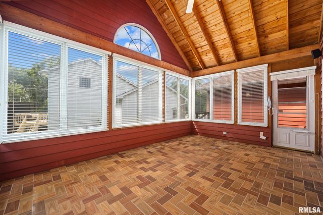 3909 W TALUS Court, Peoria, IL 61615