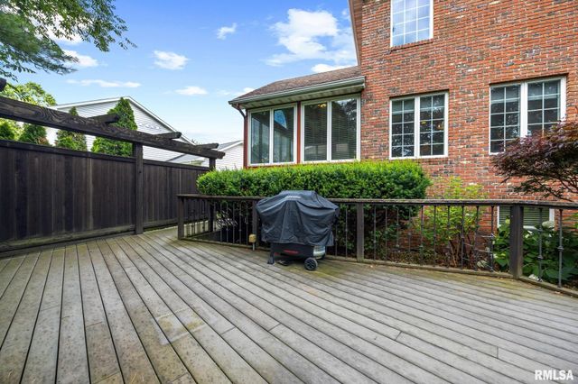 3909 W TALUS Court, Peoria, IL 61615