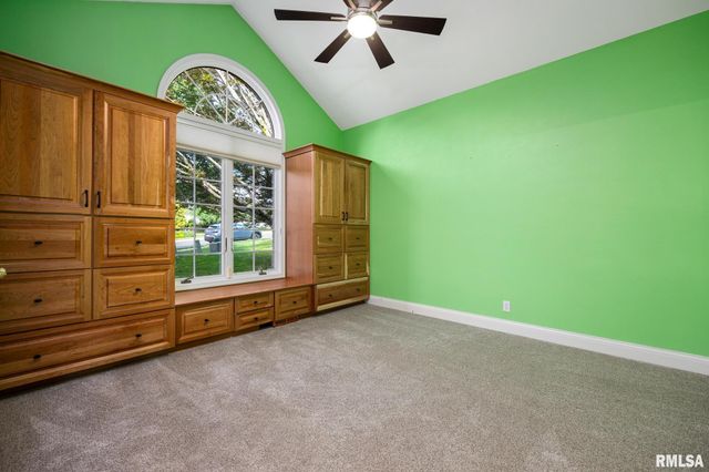 3909 W TALUS Court, Peoria, IL 61615