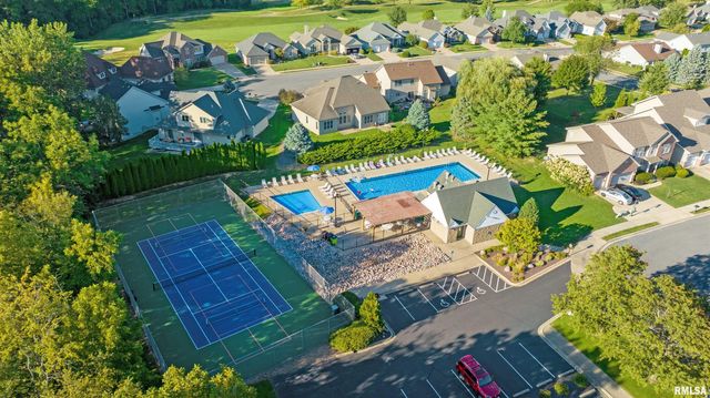 3909 W TALUS Court, Peoria, IL 61615