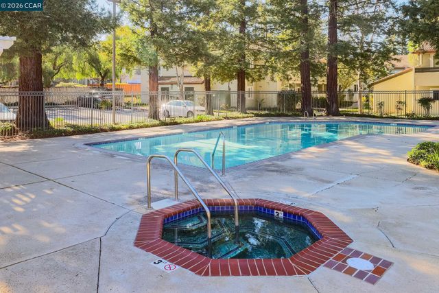 1505 Kirker Pass Rd 164, Concord, CA 94521