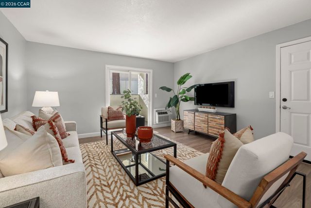 1505 Kirker Pass Rd 164, Concord, CA 94521