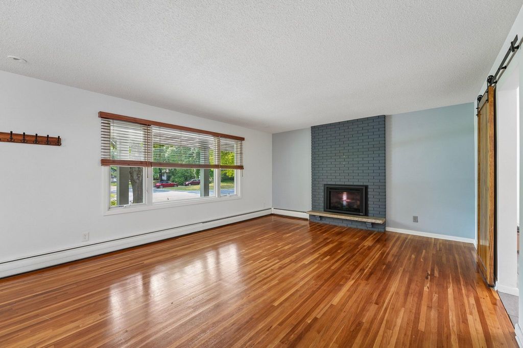 11110 19th Avenue S, Burnsville, MN 55337 — photo 4