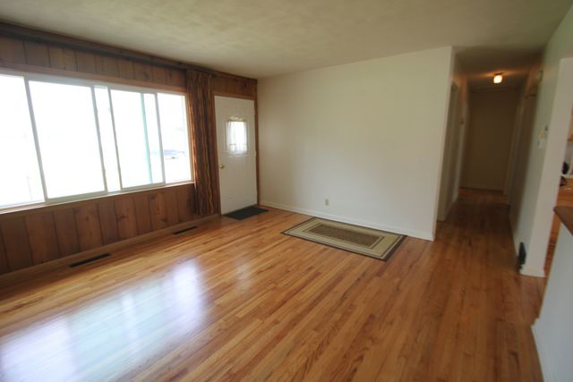 1407 Hackberry Lane, Machesney Park, IL 61115