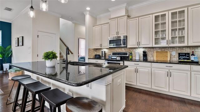 7603 S WEST SHORE BOULEVARD, Tampa, FL 33616