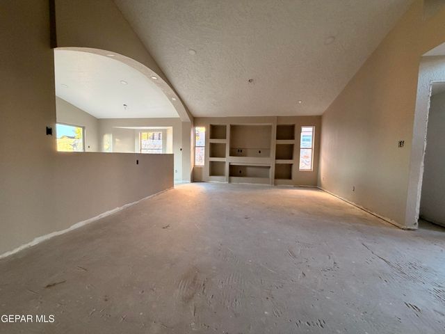 12285 RED SUN Drive, El Paso, TX 79938